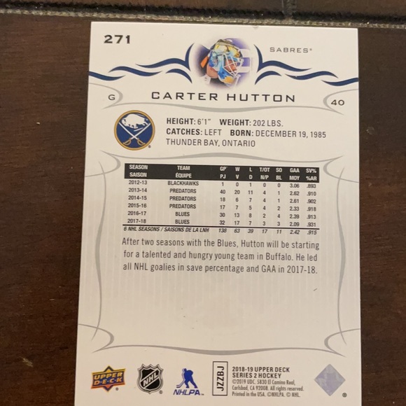 Upper Deck Hockey Cards Set is 6 - Picture 8 of 12